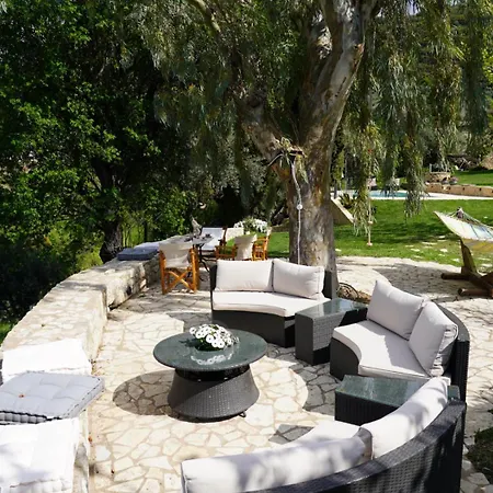 Blue Jasmine - Private Pool And Garden Vila *