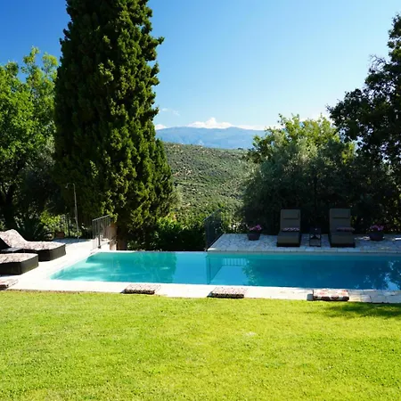Vila Blue Jasmine - Private Pool And Garden Aígio