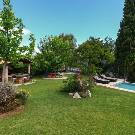 Blue Jasmine - Private Pool And Garden Vila *