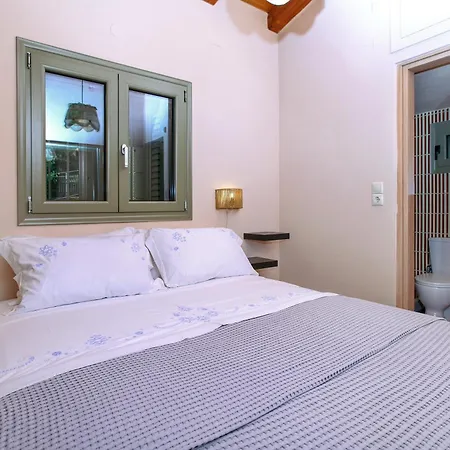 Blue Jasmine - Private Pool And Garden Vila *
