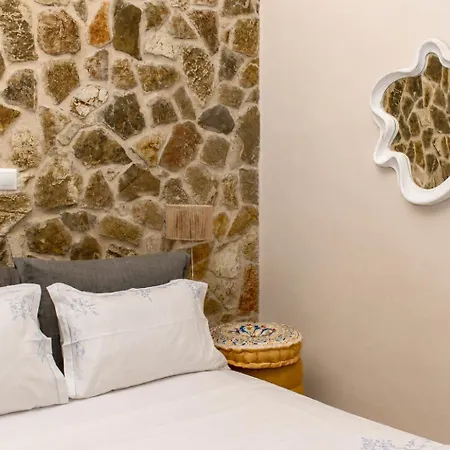 Villa Blue Jasmine - Private Pool And Garden Egio