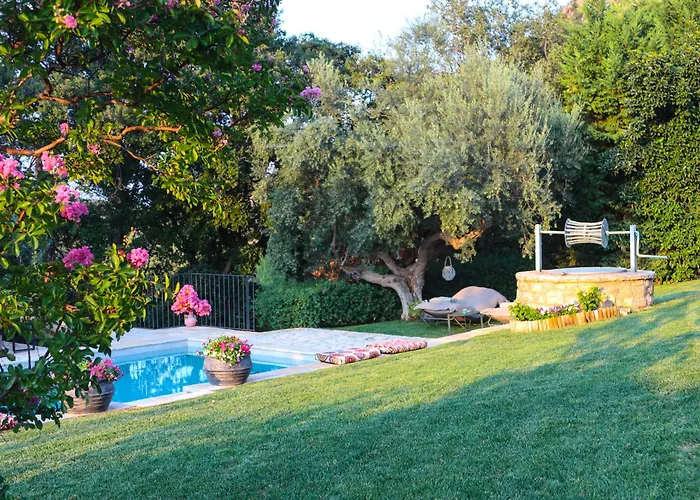 Blue Jasmine Villa Aigio